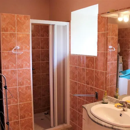 Maison Perigourdine Restauree Avec Jardin Et Terrasse A Belves - Fr-1-616-86 Larzac